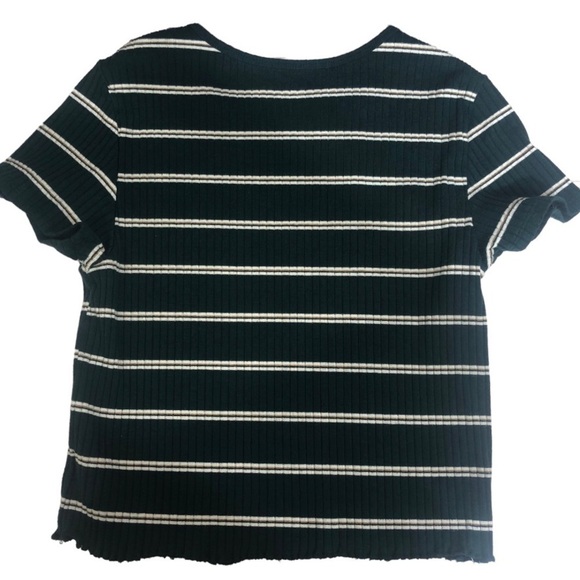 American Eagle top - Picture 7 of 8